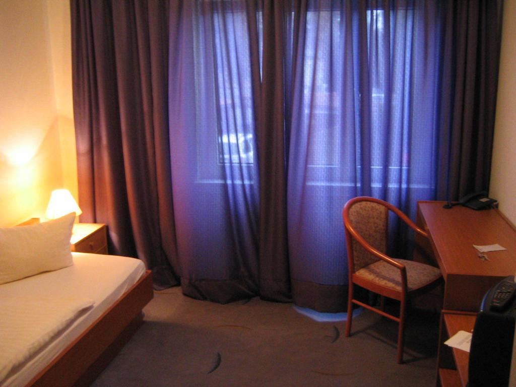 Hotel Restaurant Marbella Minden  Eksteriør bilde